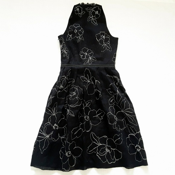 ANN TAYLOR Black Floral Dress Sz 0P - Picture 2 of 3